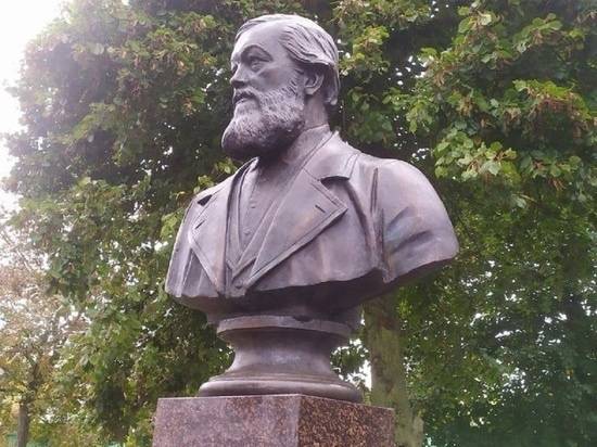 Тожественное открытие бюста Николая Данилевского
