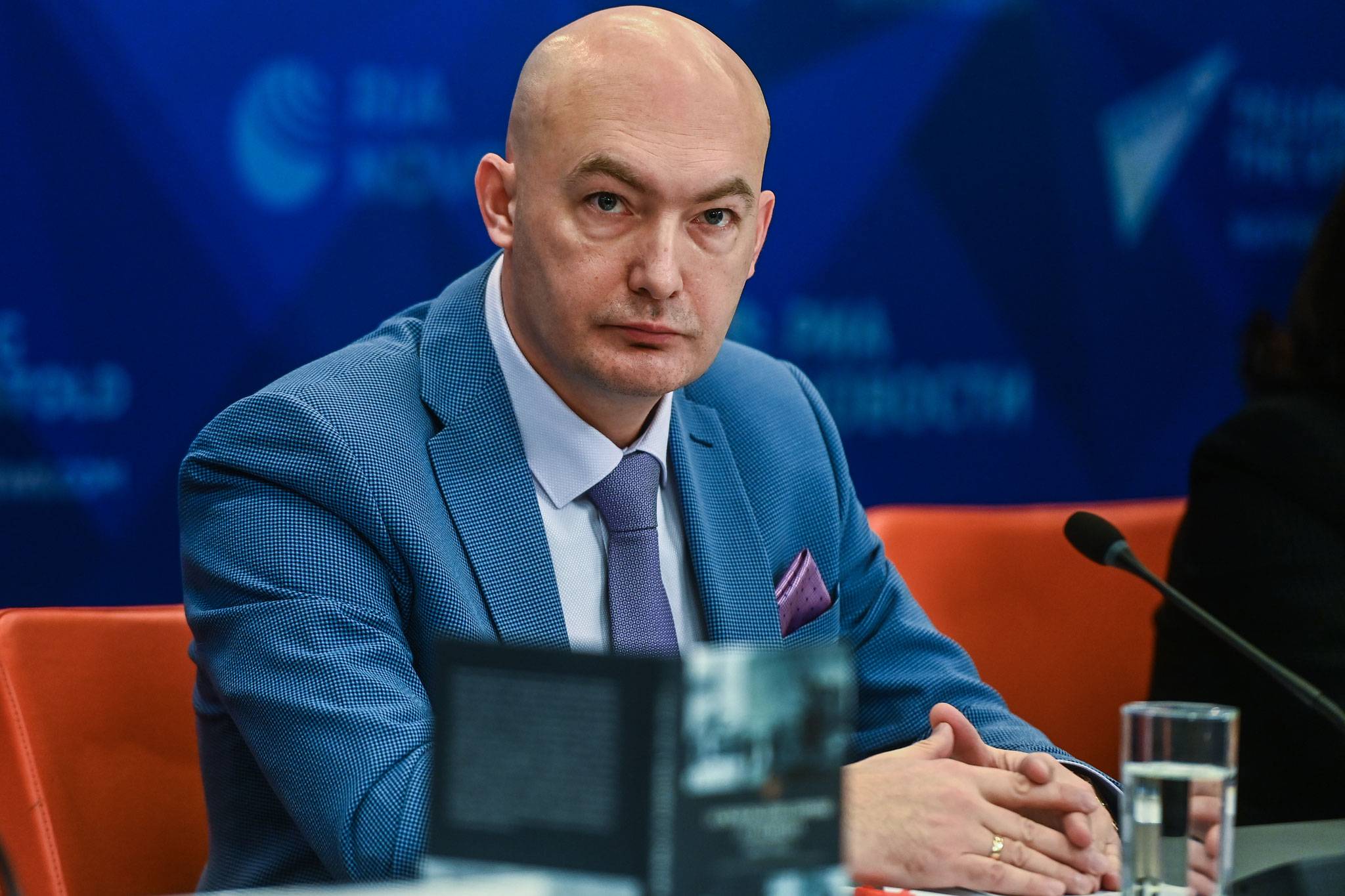 Презентация книги Владимира Кикнадзе «Сила V правде»