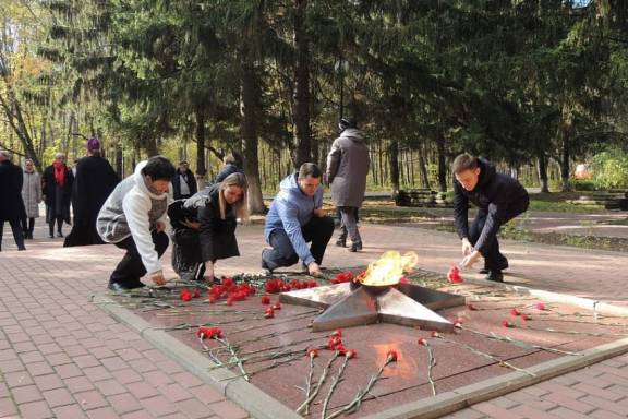 В ПАМЯТЬ О ЖЕРТВАХ НАЦИЗМА