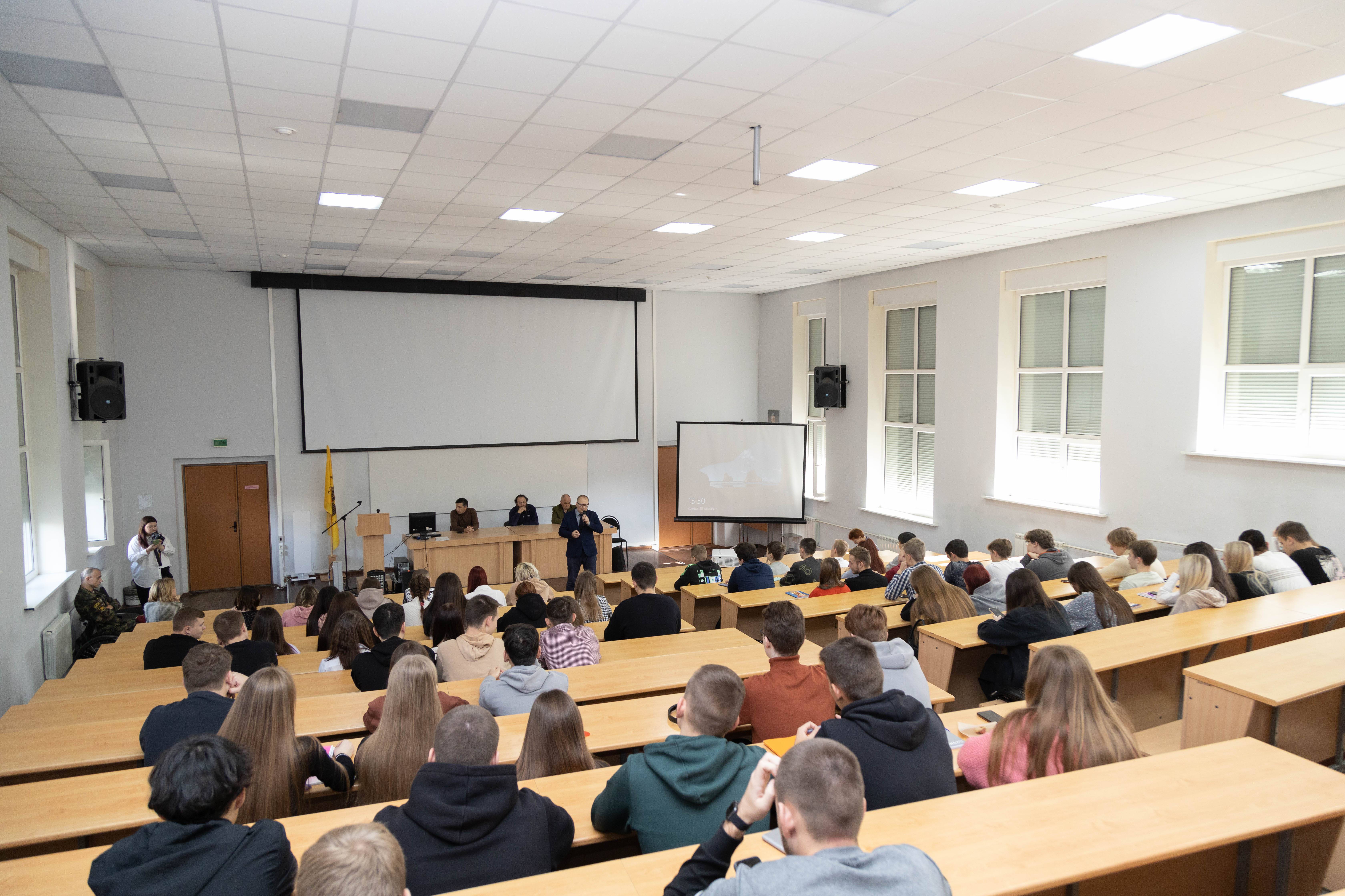 В РО РВИО в Саратовской области состоялась встреча  с представителями региональных патриотических объединений