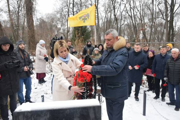 В Туле открыли памятники героям-комсомольцам