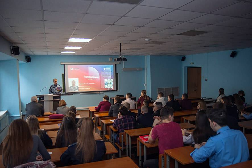 ГЕРОИ РЯДОМ С НАМИ