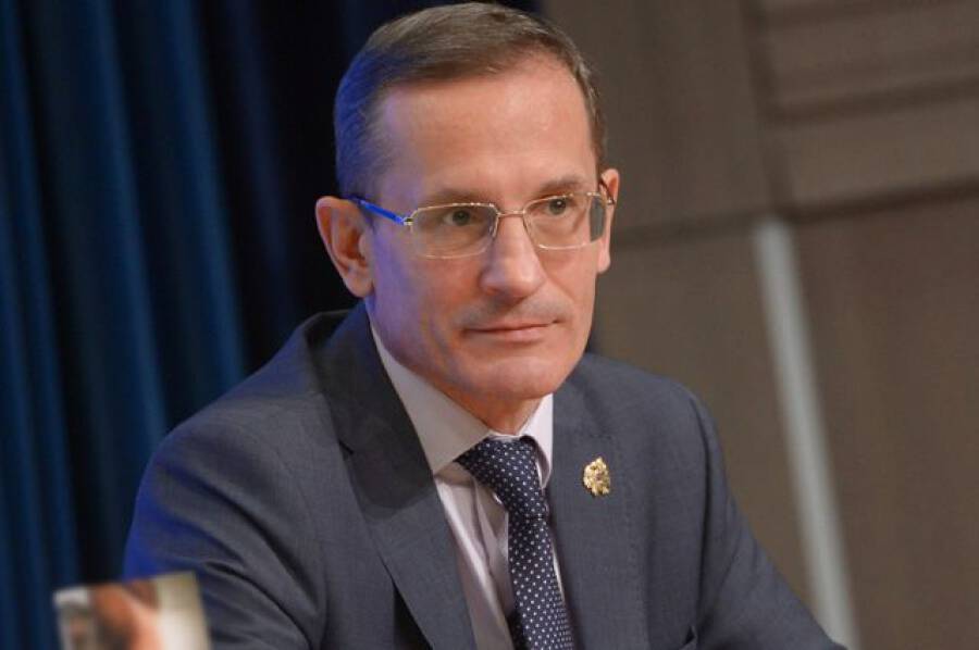 Михаил Мягков: изучать историю в школе невозможно без "пантеона героев"