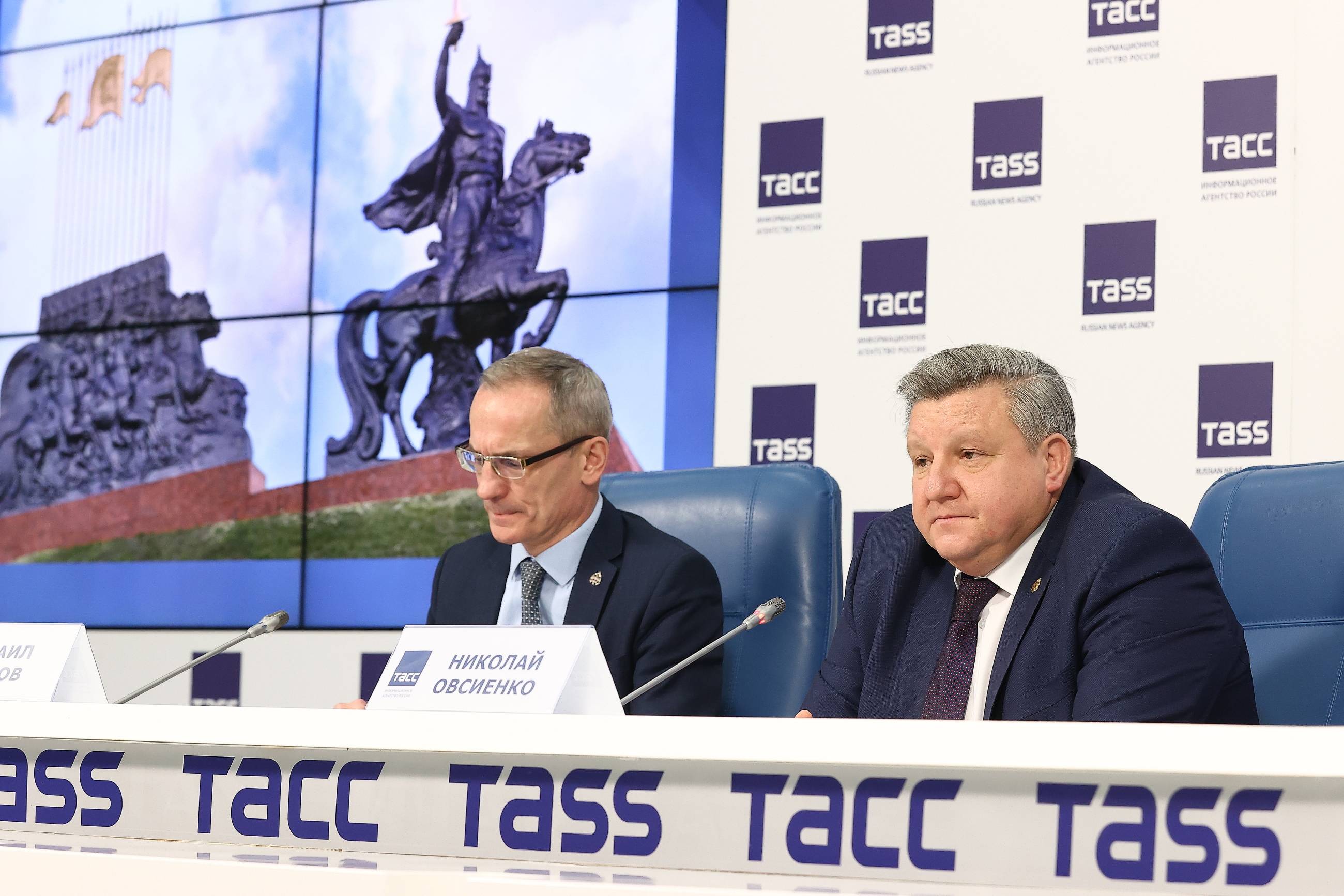 Николай Овсиенко: около 1 000 памятников разрушены в Донбассе