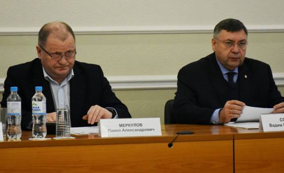 В Орле рассмотрели проект закона о создании   координационного органа по взаимодействию с российским движением детей и молодежи