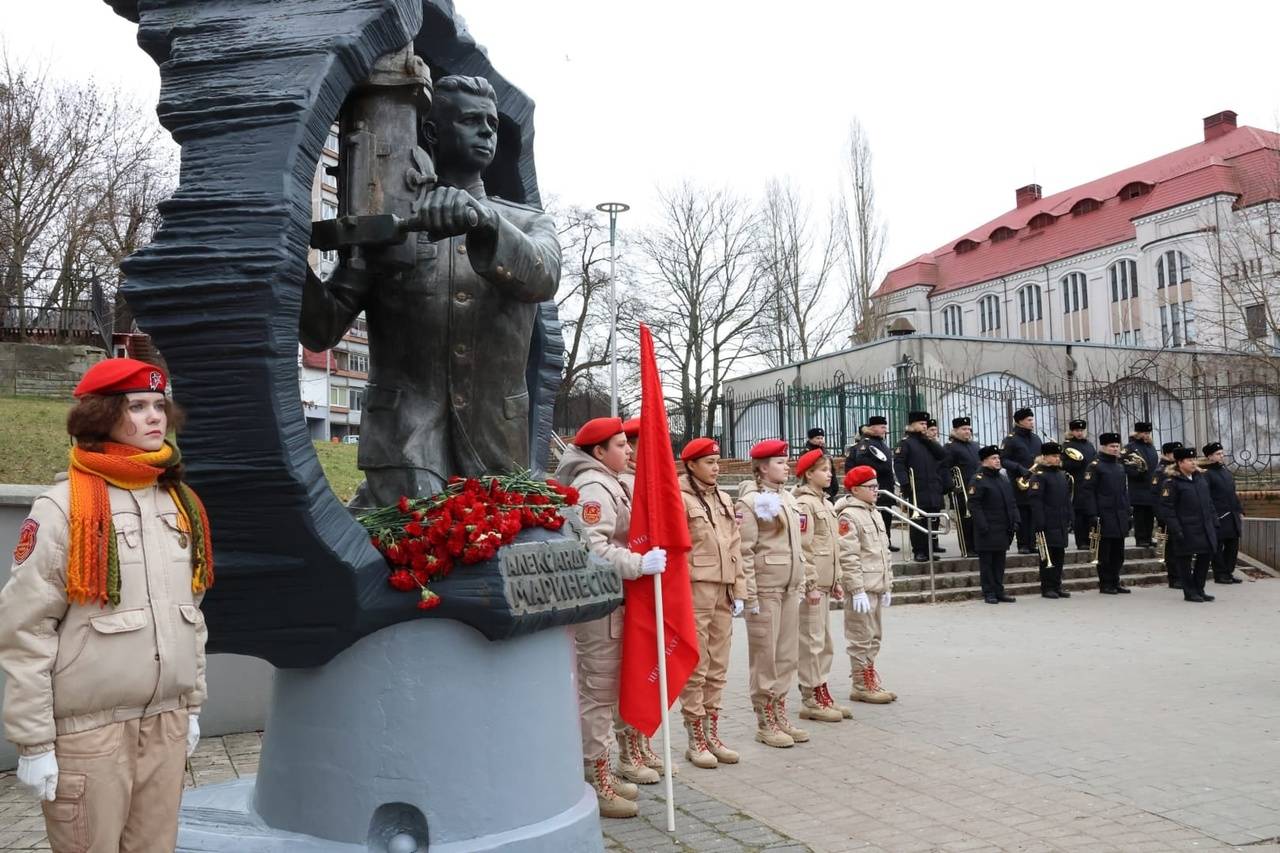Нижнем озере в Калининграде состоялся легкоатлетический кросс, посвященный 78-й годовщине "Атаки века".
