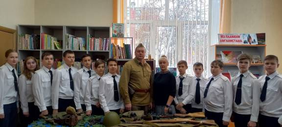 ЧЛЕН РВИО РАССКАЗАЛ ШКОЛЬНИКАМ ОБ ИСТОРИИ ОТЕЧЕСТВЕННОГО ОРУЖИЯ