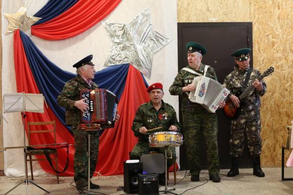Республиканский фестиваль - конкурс солдатской песни «Служу Отечеству!» прошел в Яган-Докье