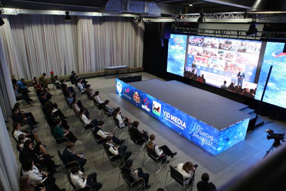 Иркутяне приняли участие во Всероссийском космическом диктанте