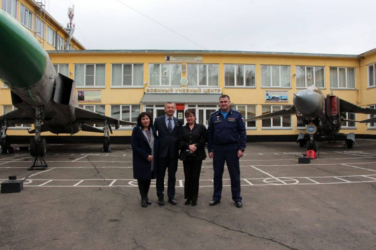 Международный телемост с Героем России, летчиком-космонавтом Лазуткиным Александром Ивановичем