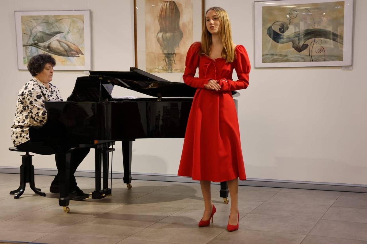 В Калининградском областном историко-художественном музее состоялся праздничный концерт, посвященный 78-й годовщине Победы в Великой Отечественной войне.