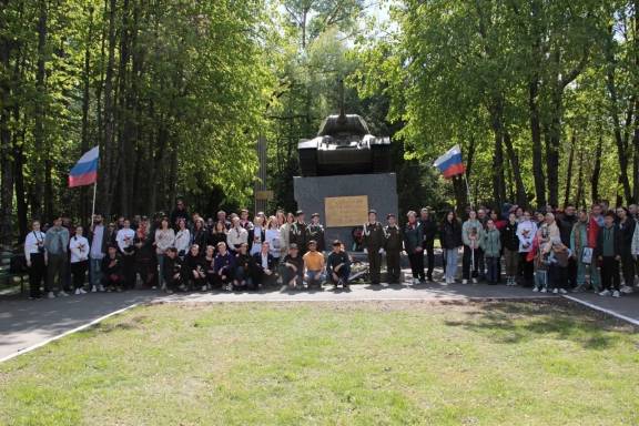 В Орле  прошла патриотическая  акция – Бессмертный автополк «Дорога памяти»