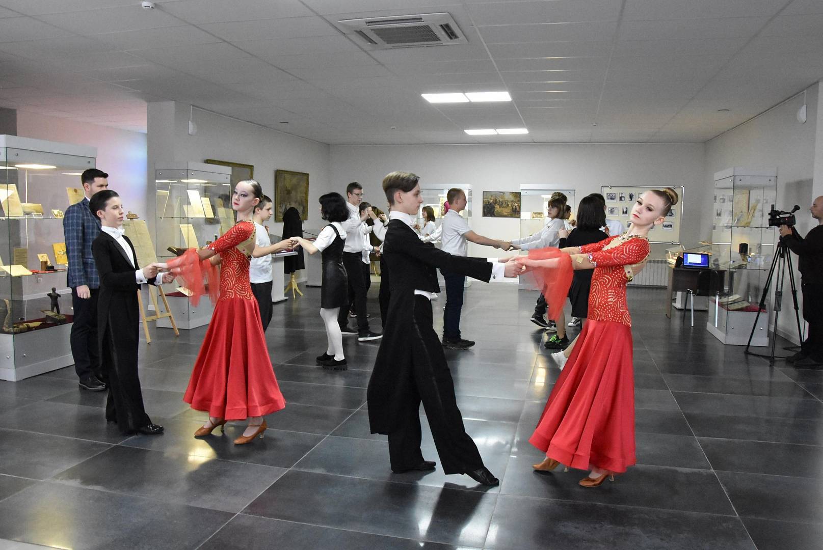 Марафон Единой России "Наша Победа" - "Вальс Победы"