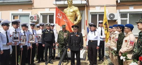Встреча с капитаном первого ранга А.Буглаком в Ейске.