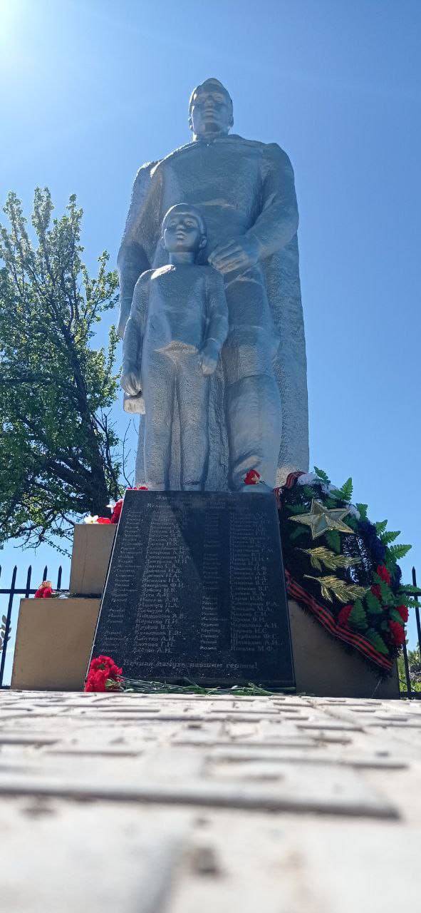 Отреставрирован и благоустроен мемориальный комплекс  в д. Шеламово Чернского района