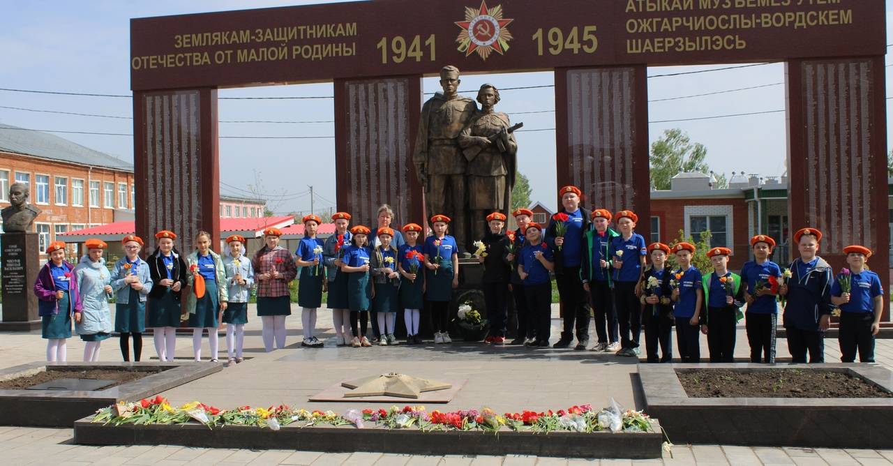 По всей Удмуртии прошла народная акция «Удмуртия. Место Победы»