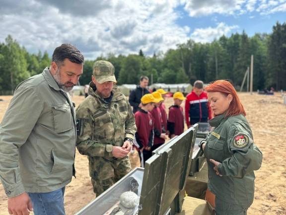 Выставка поисковиков в парке "Патриот" Вологодского округа