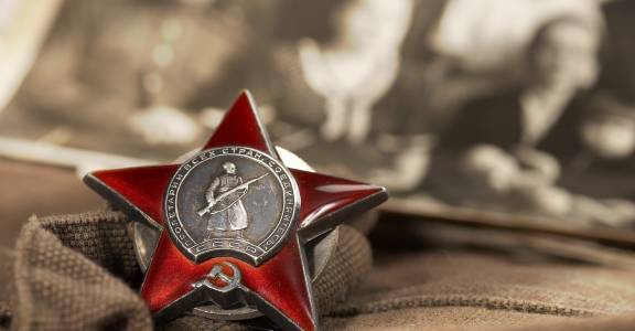 МЫ ПОМНИМ: ставропольцы – августовские юбиляры из созвездия Героев