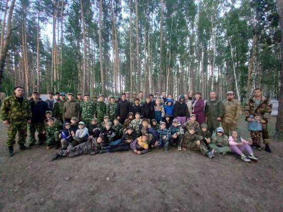 Завершилась смена в военно-патриотическом казачьем лагере «Патриот».