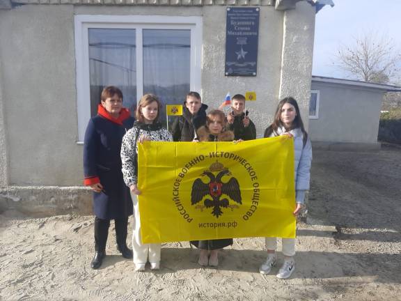 ГЕРОИ ВСЕГДА В СТРОЮ