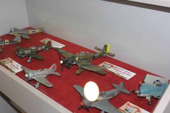 Начала работу выставка стендовых моделей военной и гражданской техники и военно-исторической миниатюры «Триумф масштаба-2023»