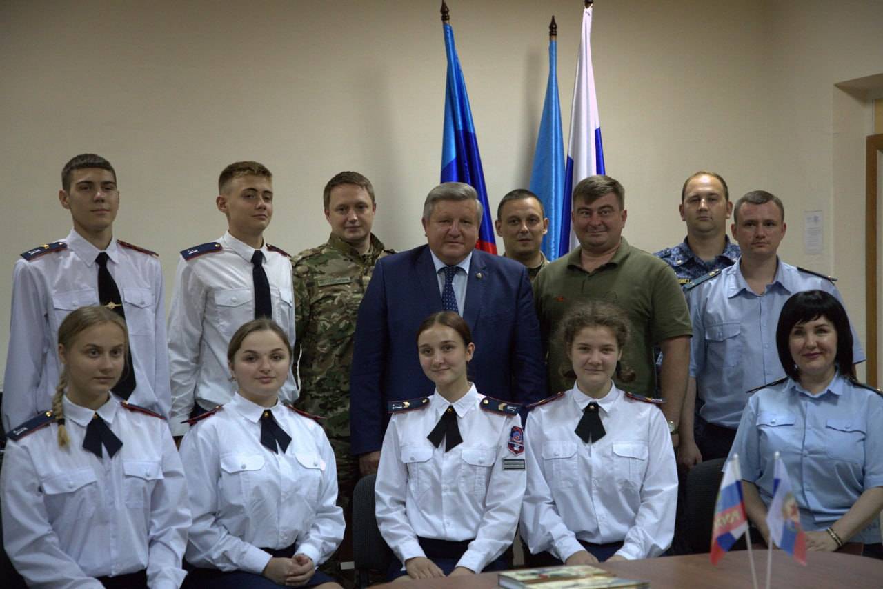 Николай Овсиенко встретился с воспитанниками лицея имени  «Молодой гвардии»