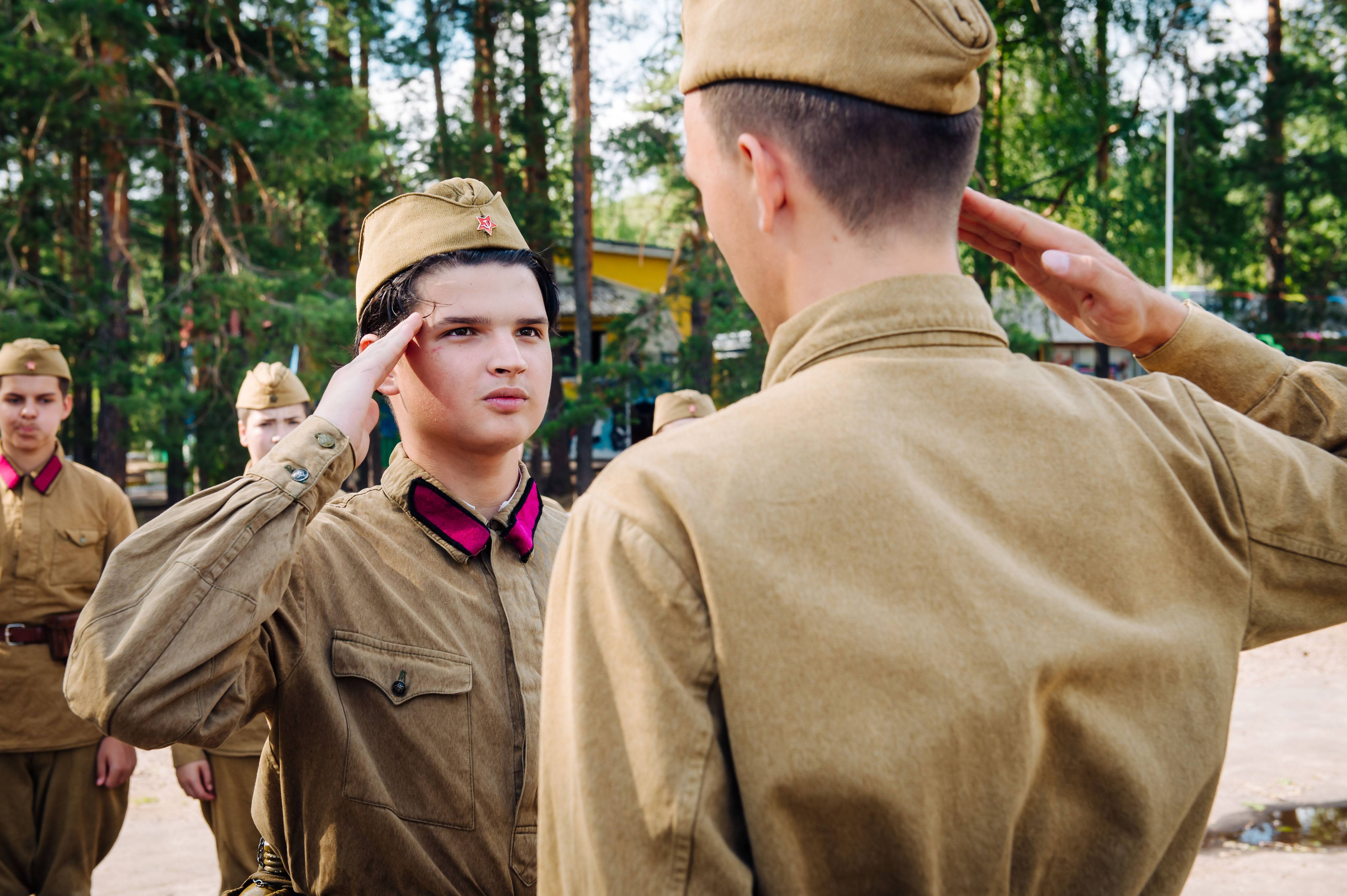 Акция "Марш в прошлое" прошла в детском оздоровительном лагере в Татарстане.
