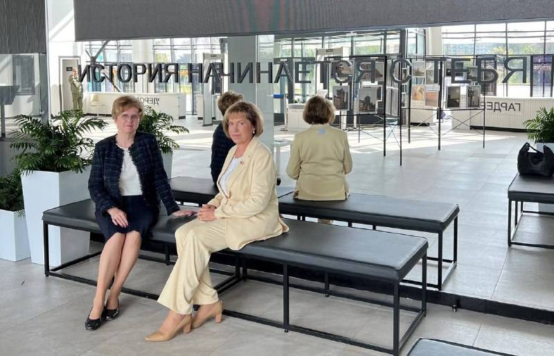 Людмила Скаковская и Татьяна Леонтьева обсудили важность историко-культурного наследия на встрече в Тверской области