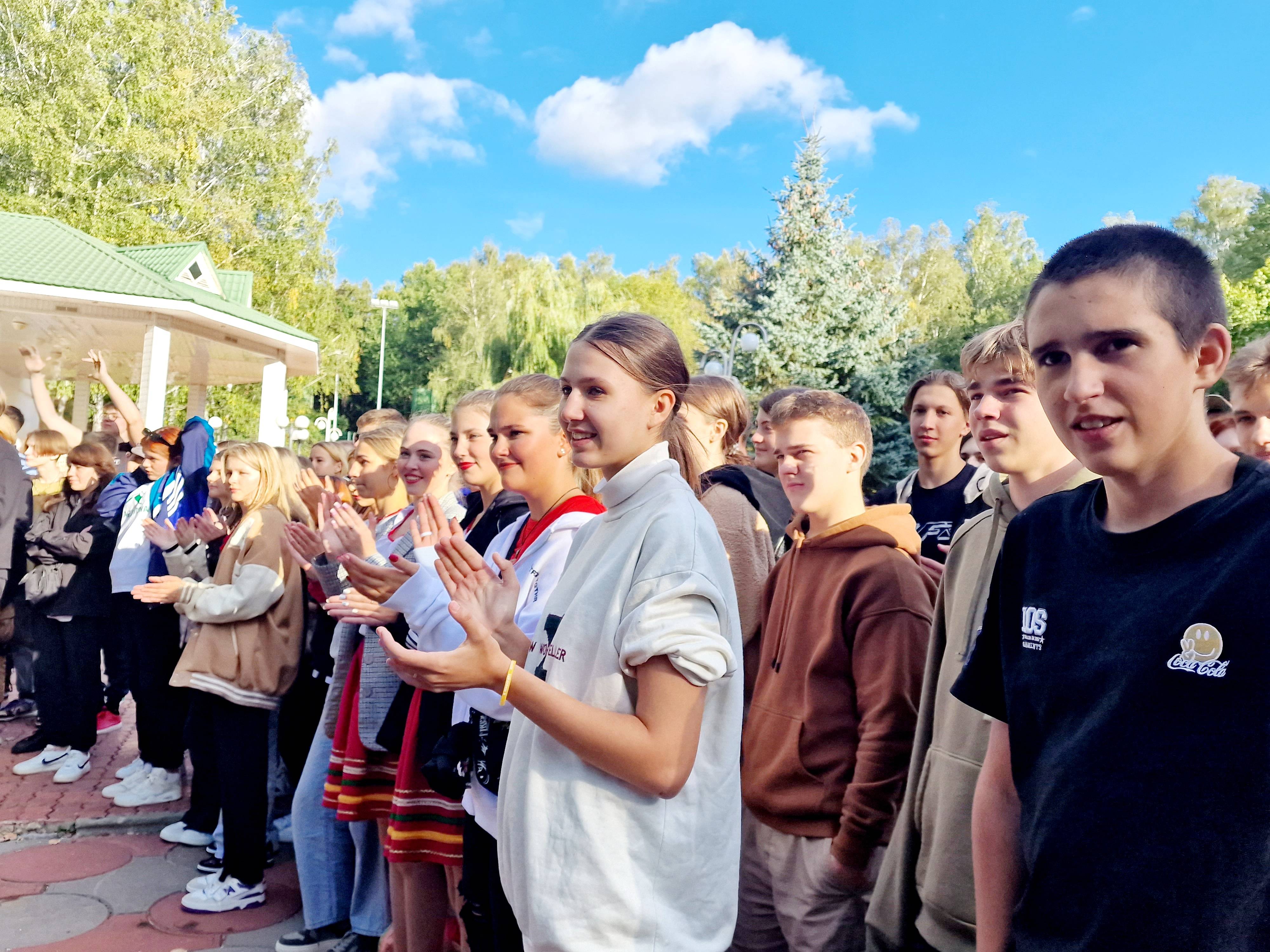 Дети из ДНР приехали на трехнедельный отдых в Орловскую область