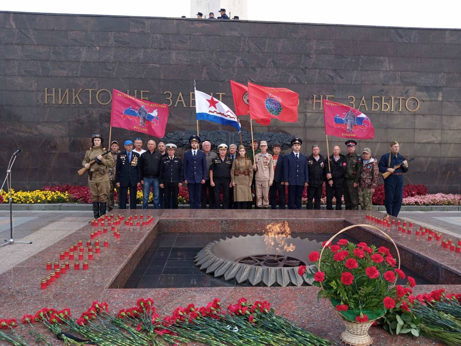 В день воинской славы России члены РО РВИО приняли участие в воинском ритуале.