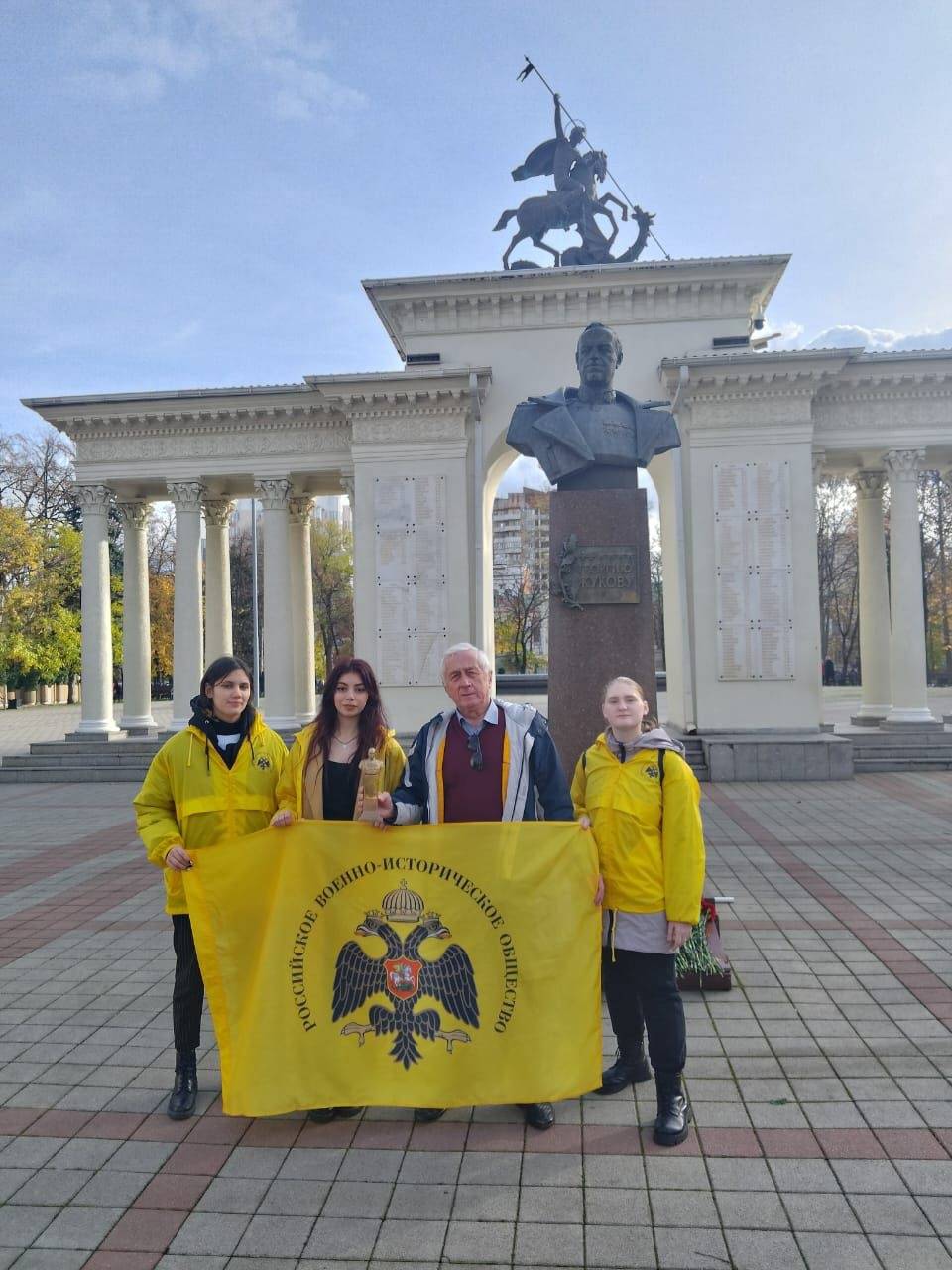 127 лет со дня рождения Георгия Жукова