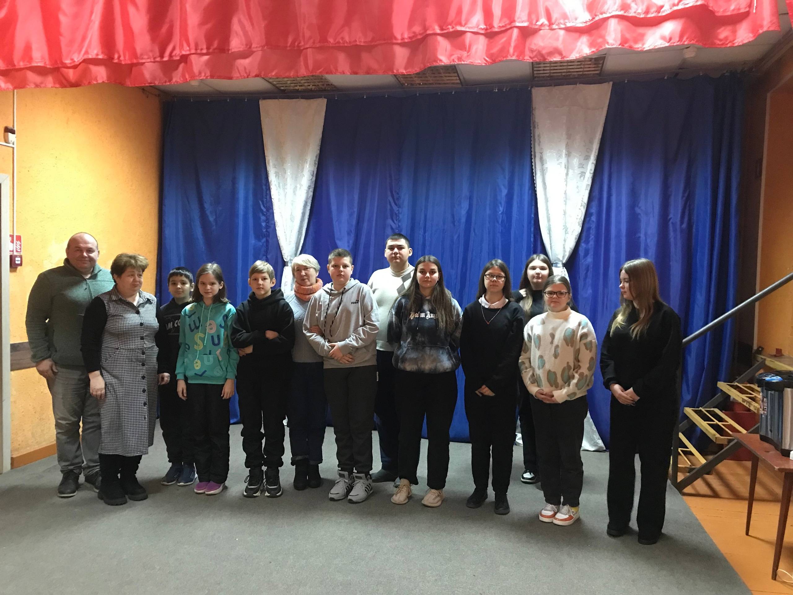 Председатель местного отделения Бологовского района ТРО РВИО встретился с молодежью в честь Дня героев Отечества