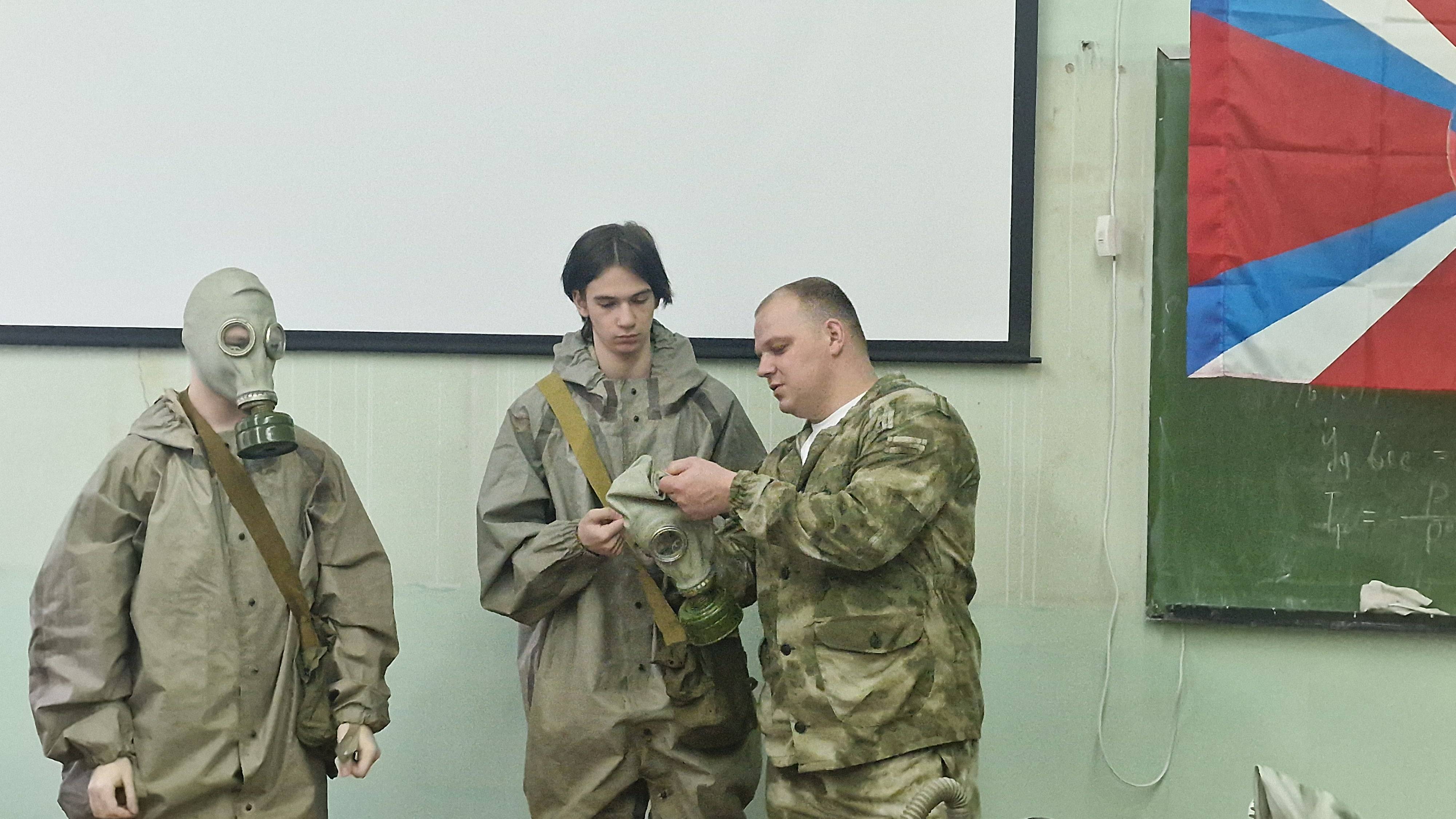 На базе Президентской академии в Орле прошли курсы начальной военной подготовки