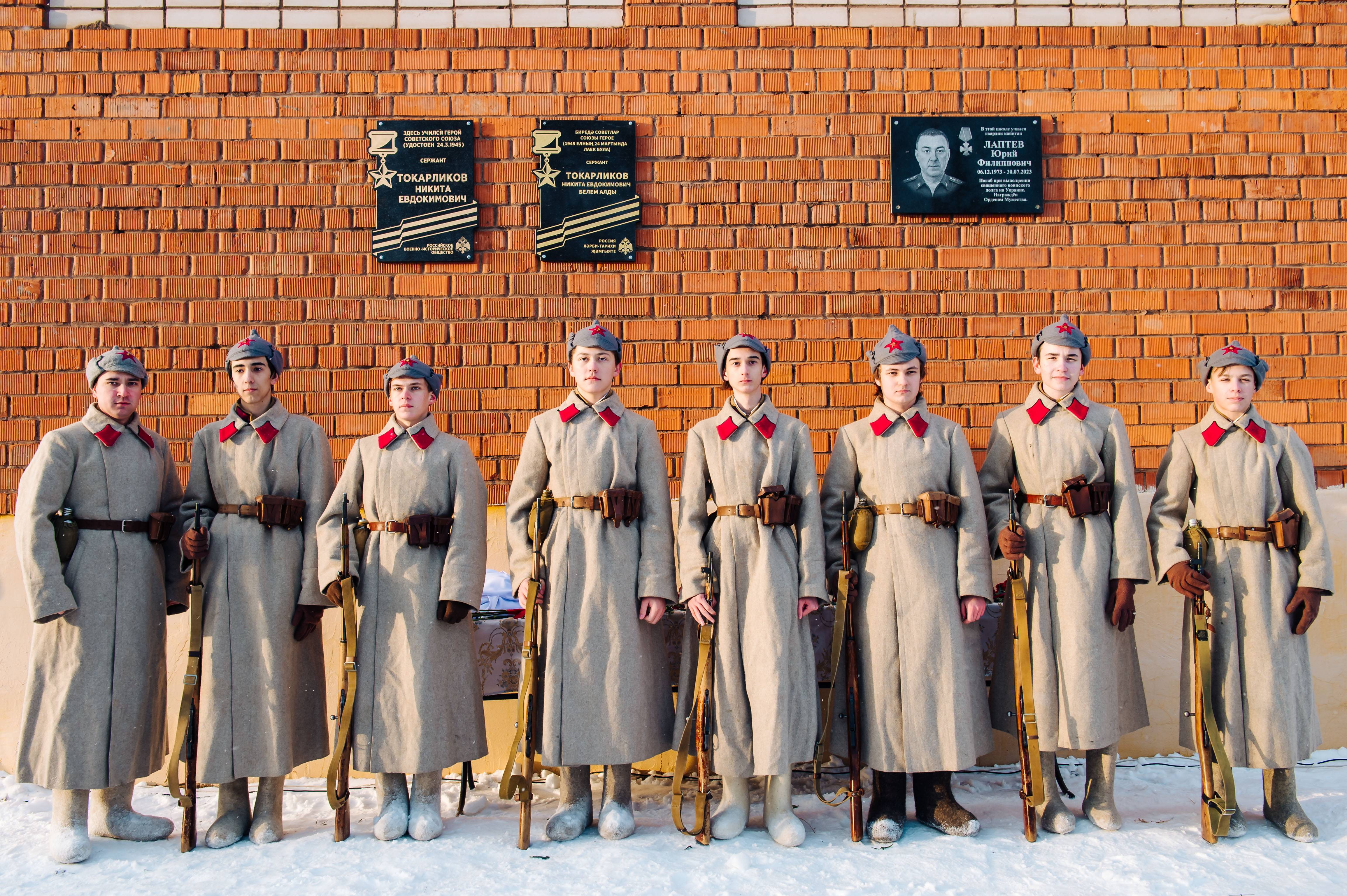 В селе Калейкино Альметьевского района Татарстана открыли мемориальные доски героям-односельчанам: