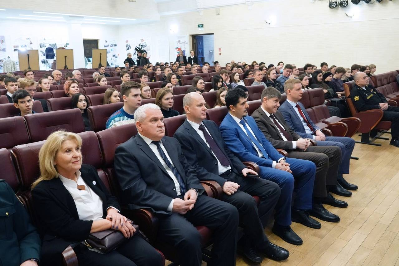 19 января в Калининграде открылась выставка «СЭВ: равноправие, выгода, взаимопомощь», посвященная 75-летию Совета экономической взаимопомощи.