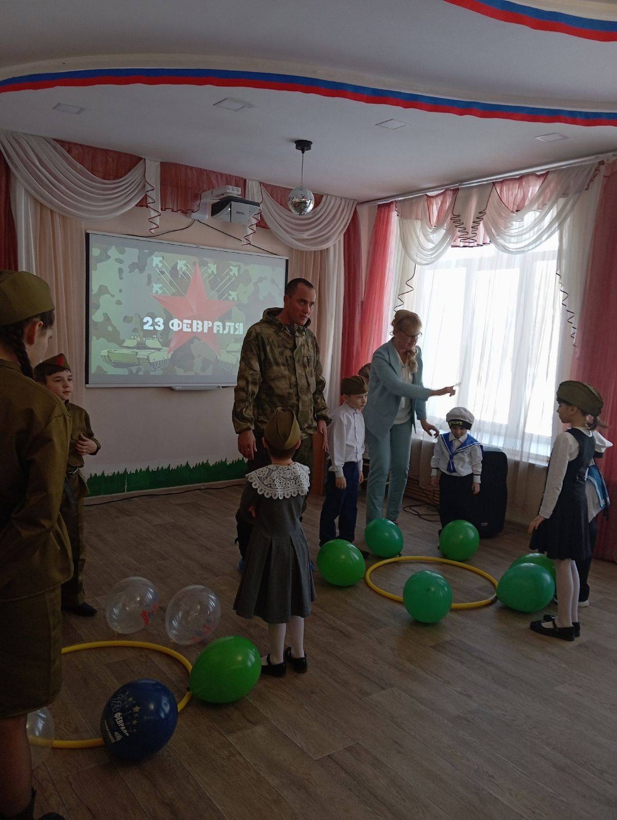 Член РО РВИО Александр Куликов провел уроки мужества для воспитанников реабилитационных центров
