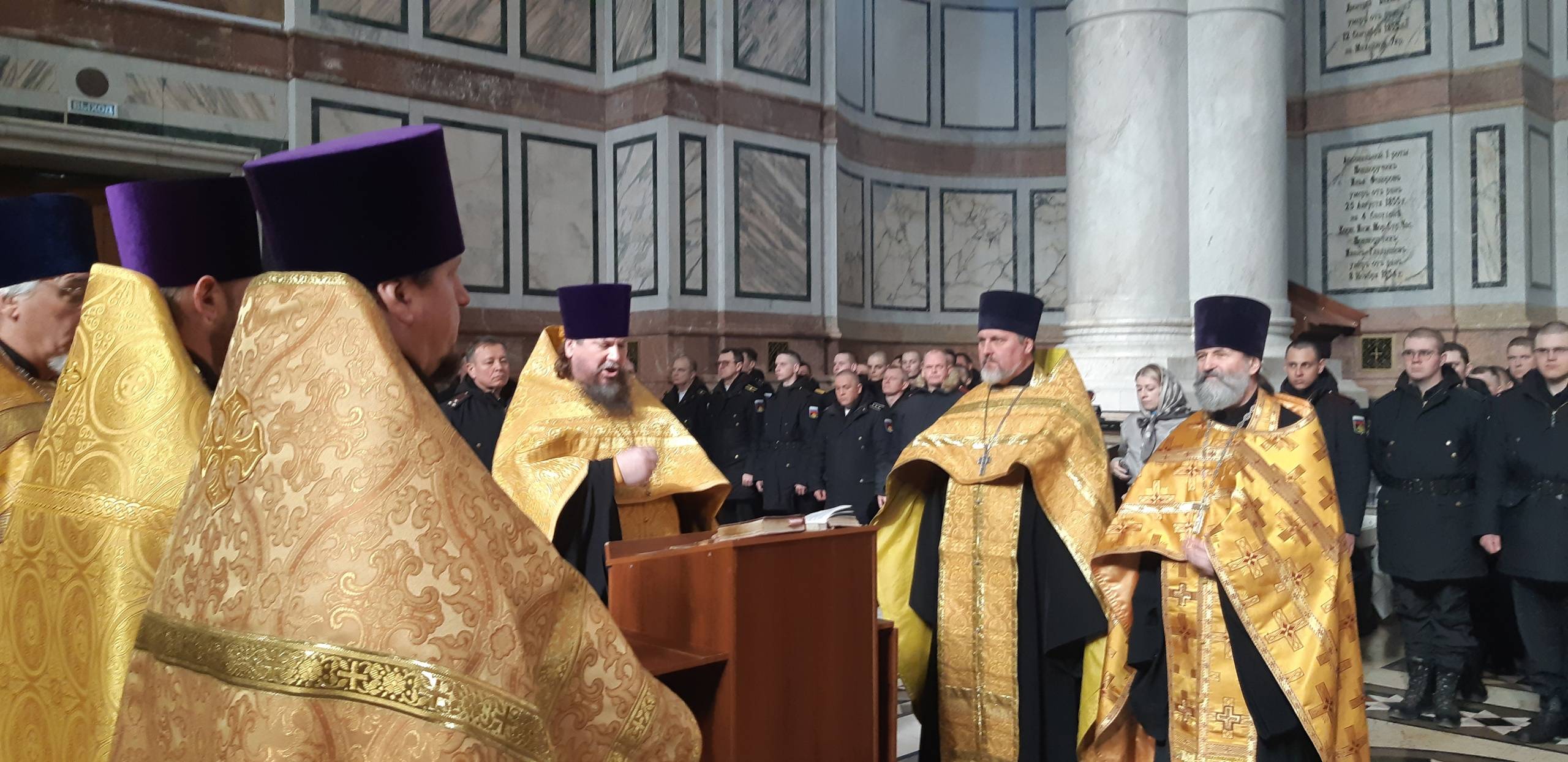 Не отчаивайтесь! Сии грозные бури обернутся во славу России!