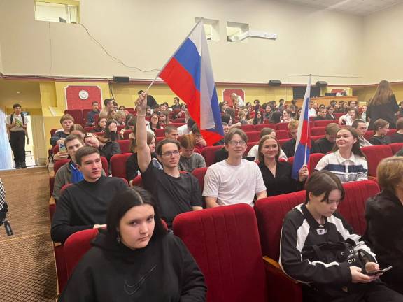Местное отделение РВИО в Каргасокском районе Томской области организовало единый классный час «Крымская весна»