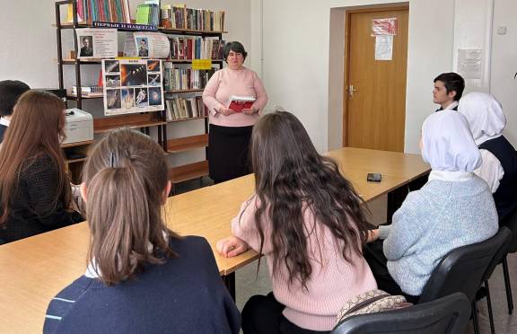 12 апреля космическим путешествием «Время первых!»  отметили этот день в Городской библиотеке №2 городского округа Баксан