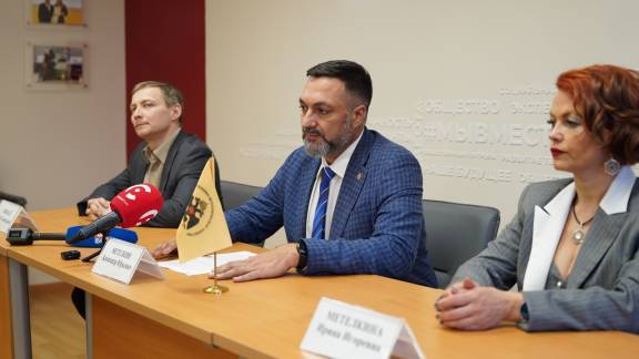 Пресс-конференция РО РВИО в Вологодской области состоялась в Общественной палате