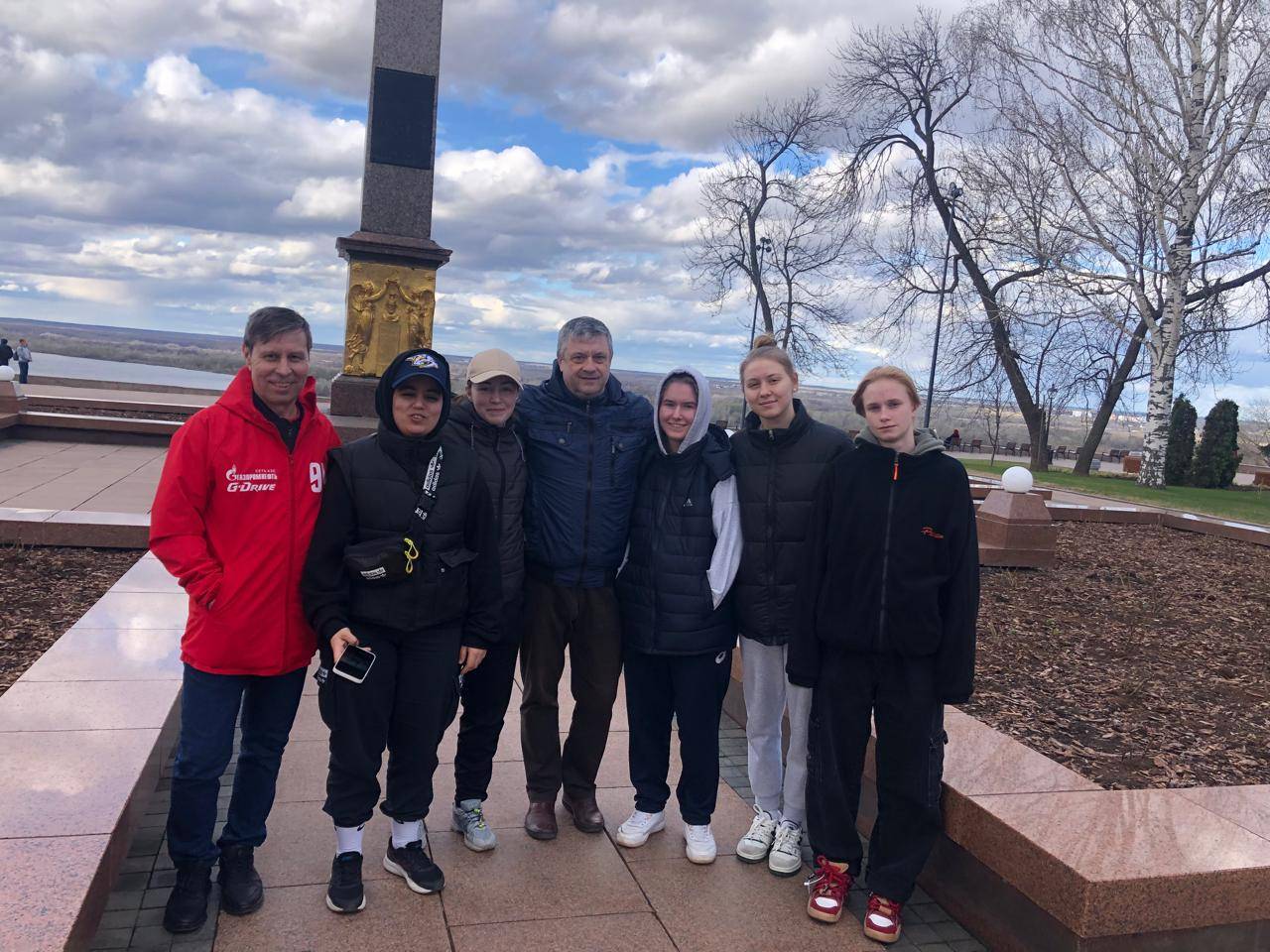 16 апреля 2024 года член Совета РВИО в Нижегородской области Лешков Николай Иванович организовал экскурсию для представителей женской команды по футболу из г. Екатеринбург.