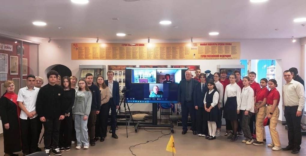 Видеоконференция «Служили два товарища», посвященную боевому пути генерал-полковника Леонида Михайловича Сандалова и генерала армии, Героя Советского Союза Маркина Михайловича Попова