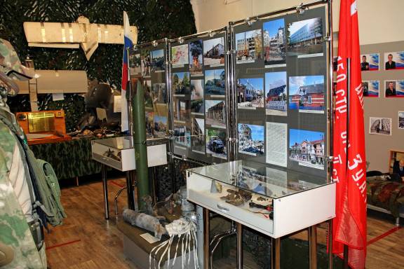 Выставку "Горжусь тобой, солдат России!", посвятили героям СВО