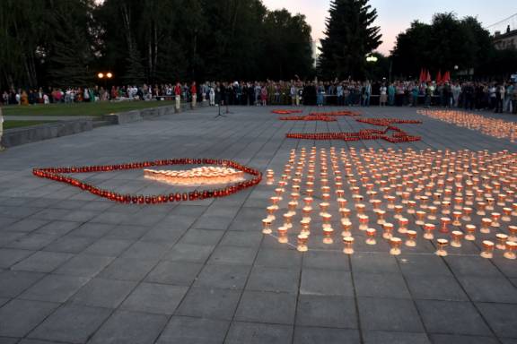 "Свеча памяти" и "Утро скорби" в Йошкар-Оле