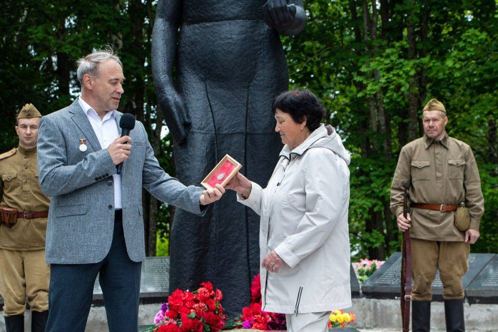 Медаль героя вернулась в семью