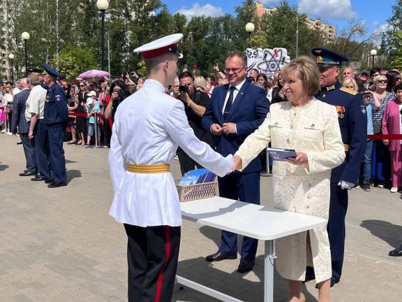 Председатель ТРО РВИО приняла участие в торжественном ритуале выпуска суворовцев Тверского суворовского военного ордена Почета училища