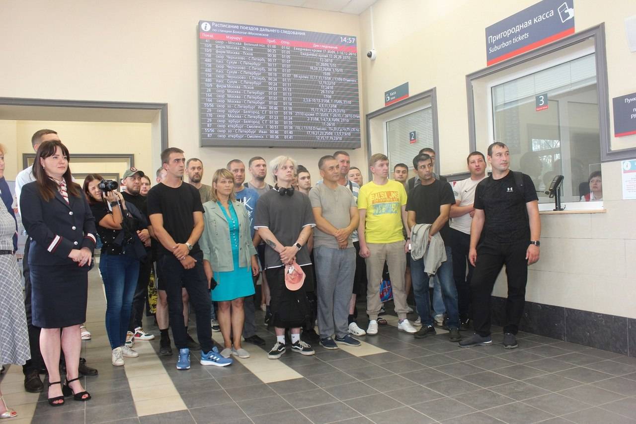 «Паровозный парк» на станции Бологое пополнился новой картиной