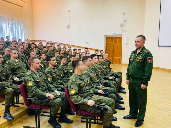 🇷🇺ДВГУПС присоединился к Всероссийской «Вахте Героев Отечества».