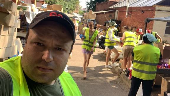 В эти непростые дни региональное отделение РВИО в Курской области помогает пострадавшим землякам.