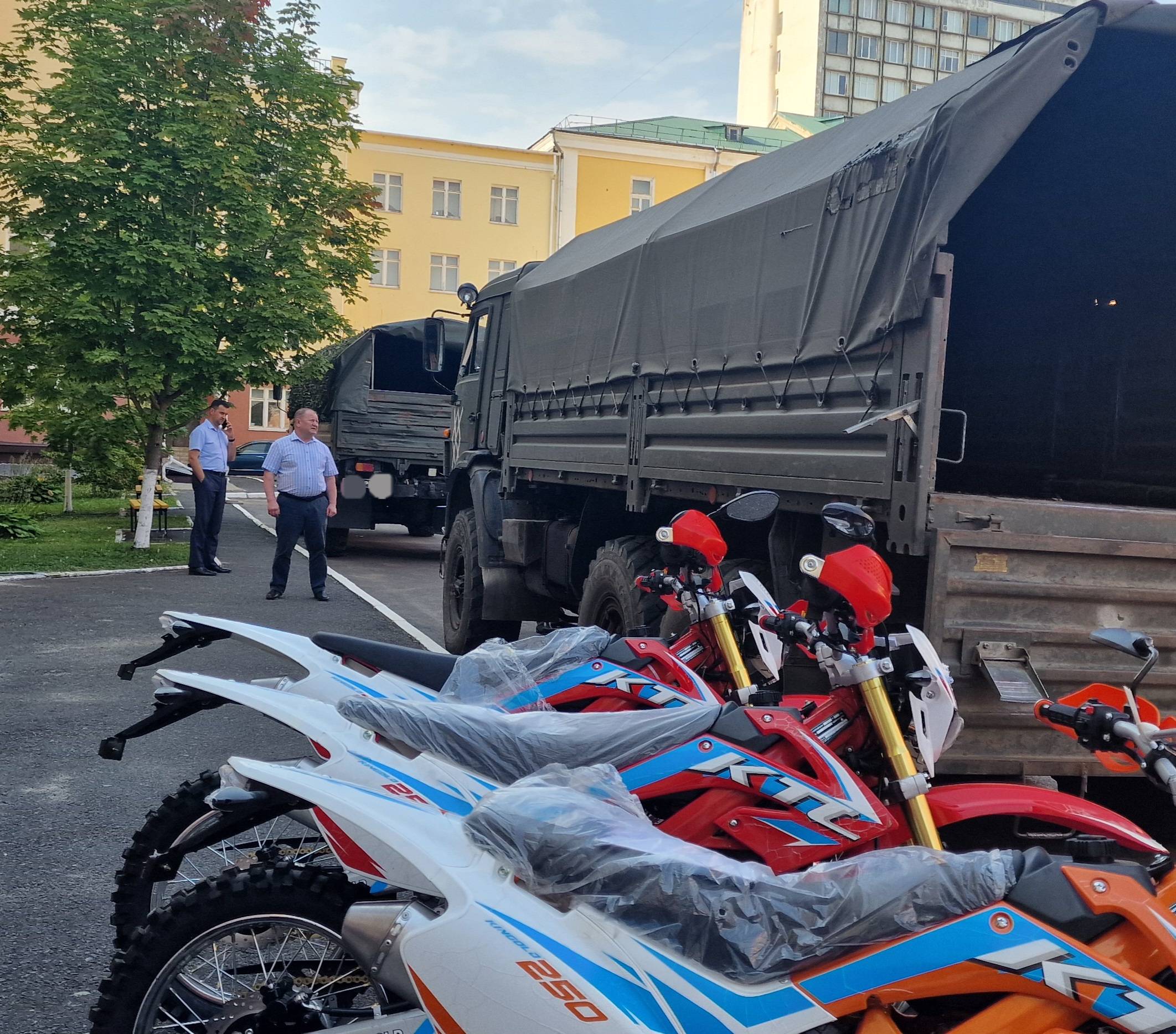 Из  Орла в зону СВО  отправлены мотоциклы, ноутбуки и  расходные материалы для изготовления БПЛА